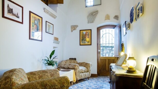Fireplace - La Foresteria di Villa Giusso (Vico Equense)