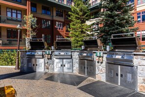 Terrace/patio - Marriott's Timber Lodge - South Lake Tahoe 2BD Villa (South Lake Tahoe)
