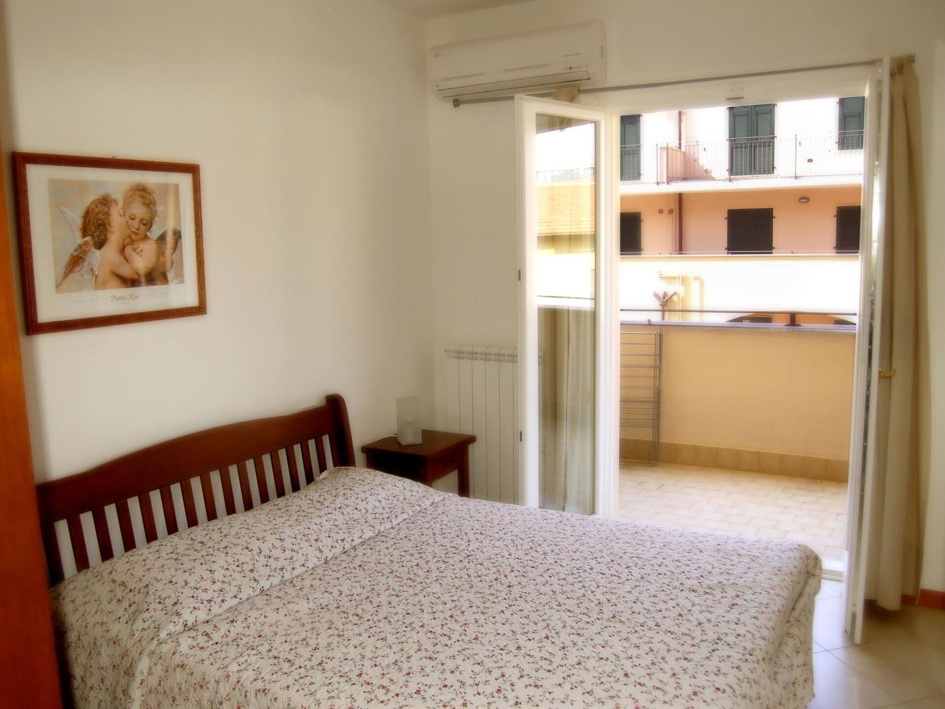 1 室のベッドルーム