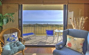Condo, 2 Bedrooms, Ocean View | Living room | 32-inch TV with digital channels - Artsea (Atlantic Beach)