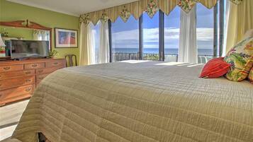 2 bedrooms, individually decorated, individually furnished, bed sheets