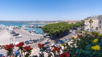 Marina/club náutico