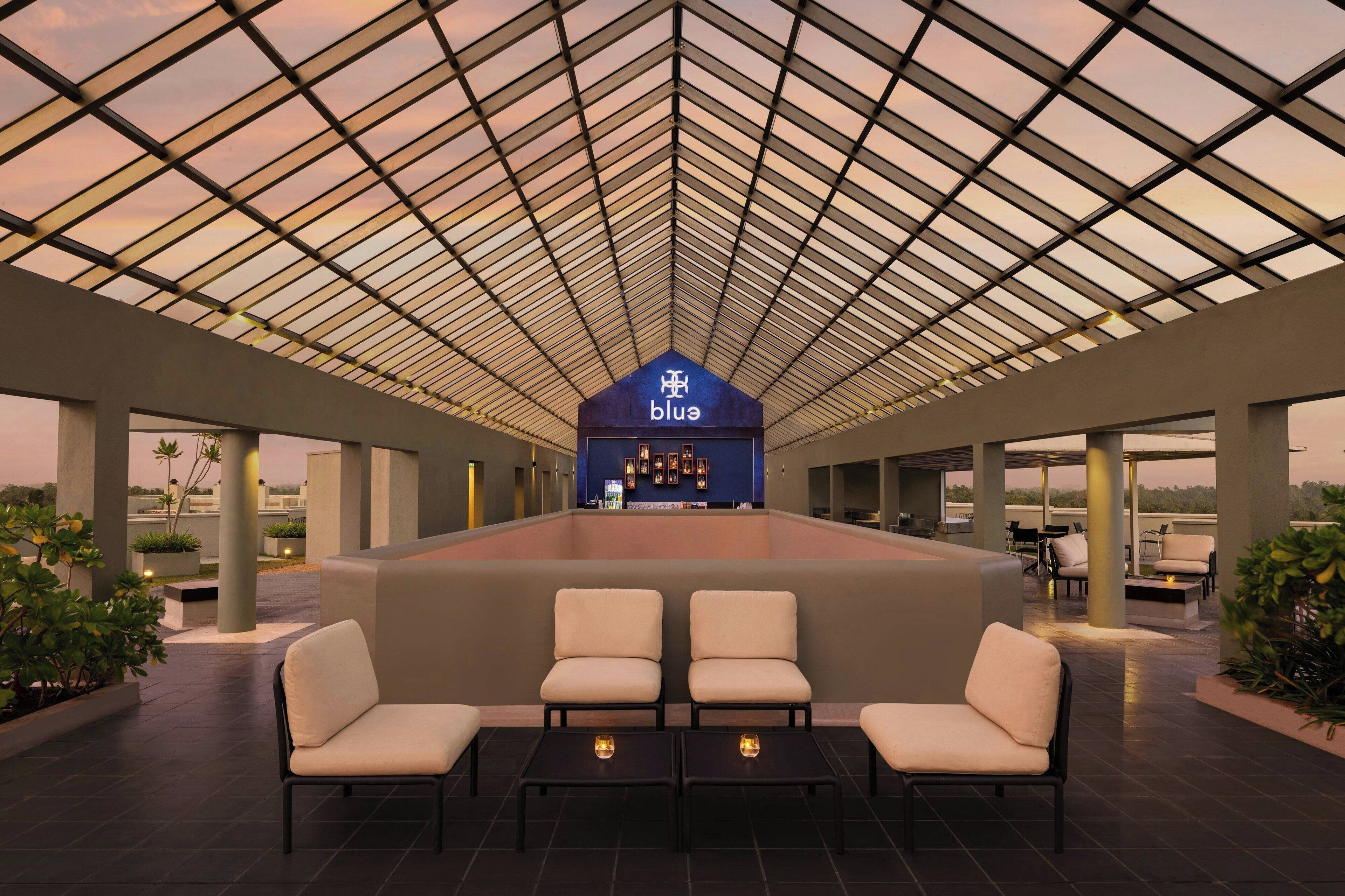 3 bar/lounge, lounge lobi dan bar di atap