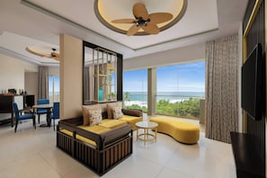 Suite, 1 Bedroom, Ocean View | Living area