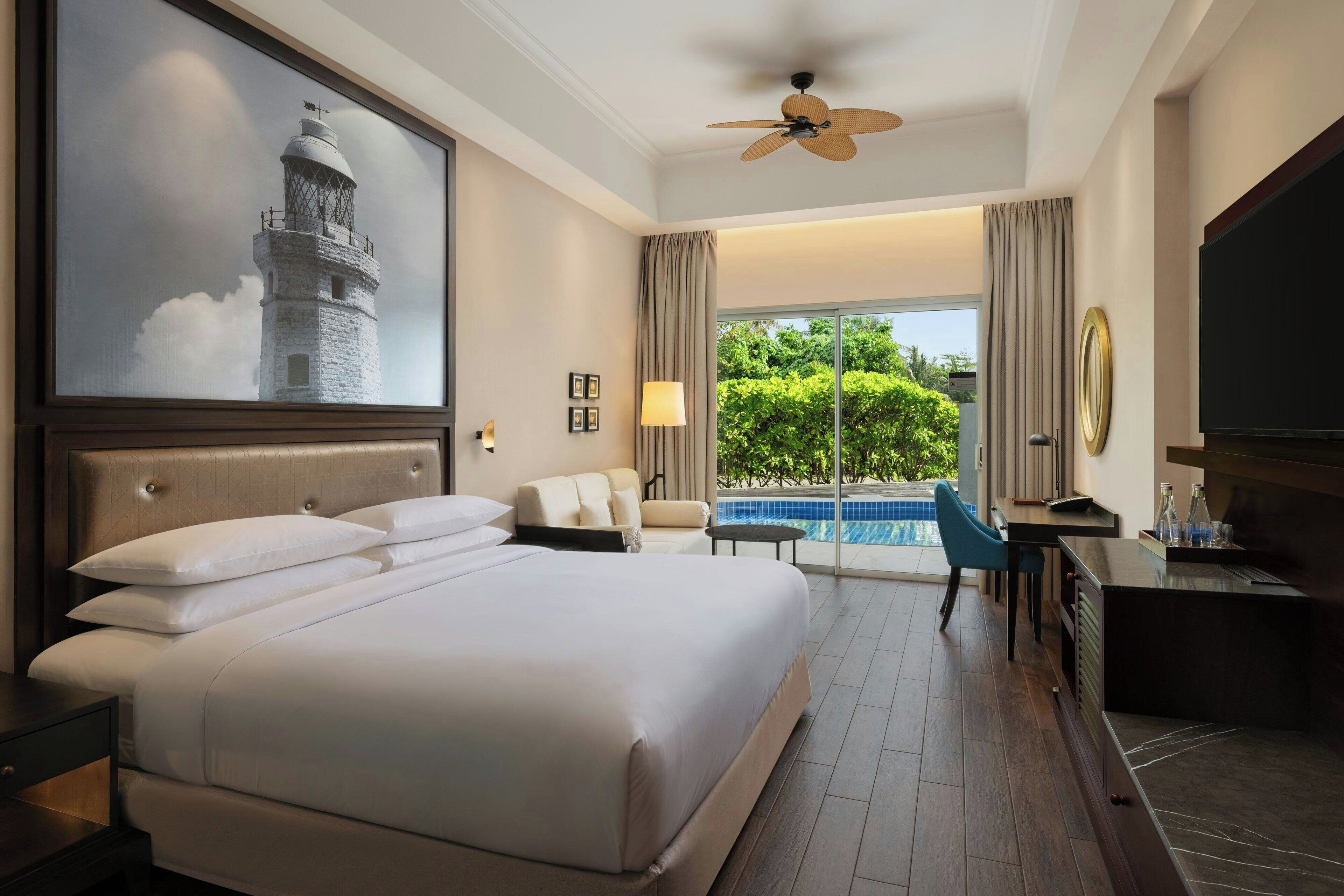 Room, 1 King Bed, Garden View | Private pool