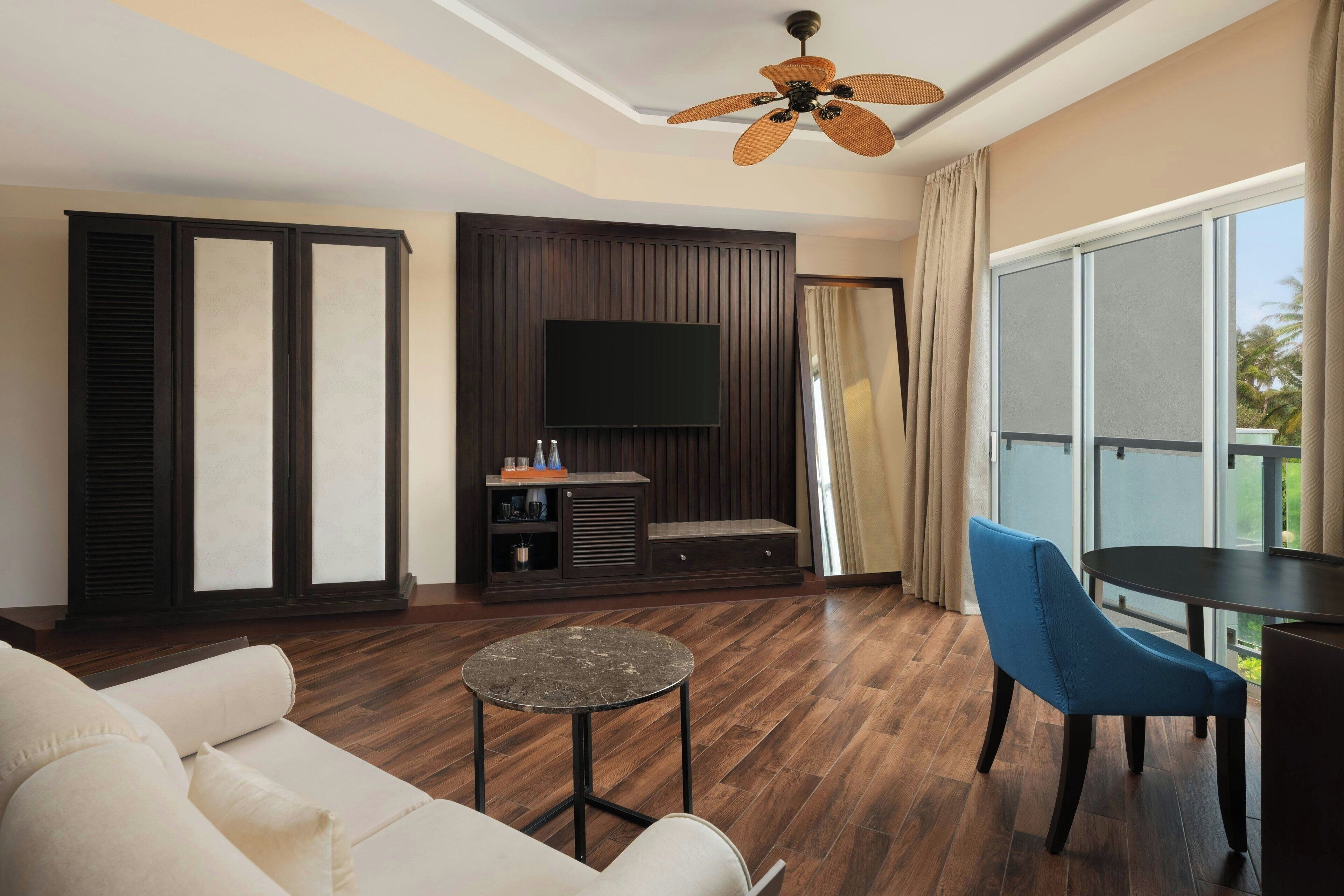 Junior Suite, 1 Bedroom, Ocean View | Premium bedding, down comforters, pillowtop beds, minibar