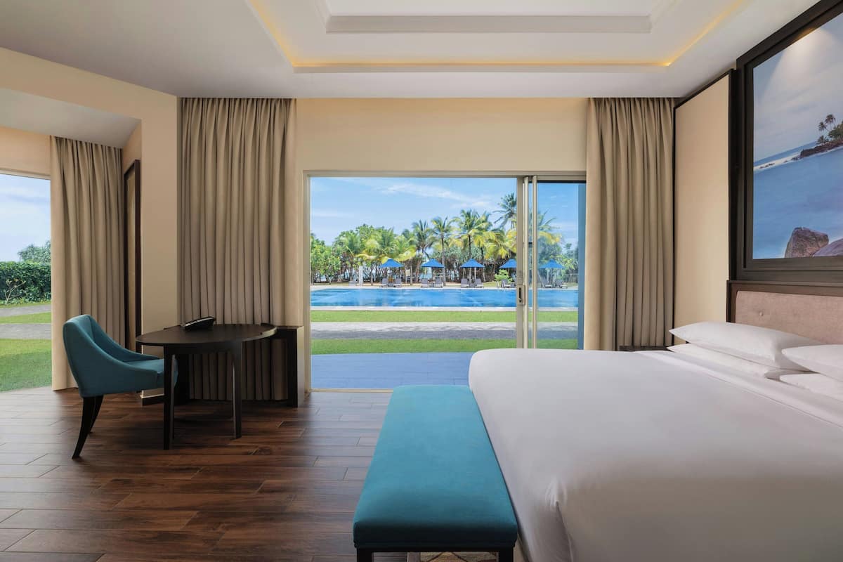 Premium bedding, down comforters, pillowtop beds, minibar