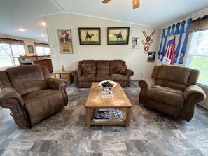 Smart TV, fireplace, DVD player