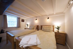 Twin Room (The Beam) | Iron/ironing board, free WiFi, bed sheets