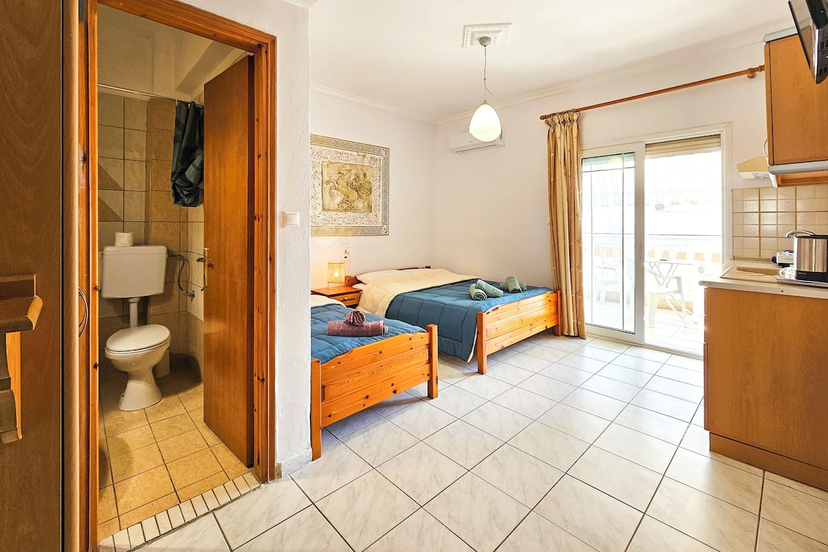 Comfort Triple Room