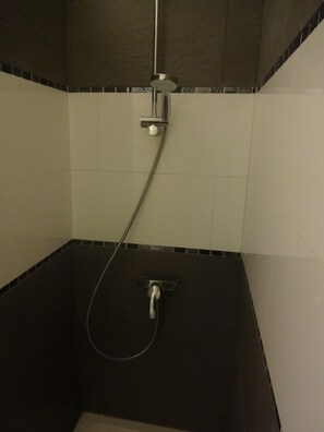 Dusche, Haartrockner