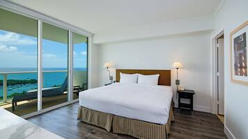 1 bedroom, in-room safe, desk, iron/ironing board