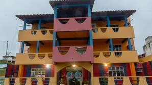 Property entrance - OYO Morumbi Hotel (Itapetinga)