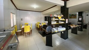 Restaurant - OYO Morumbi Hotel (Itapetinga)