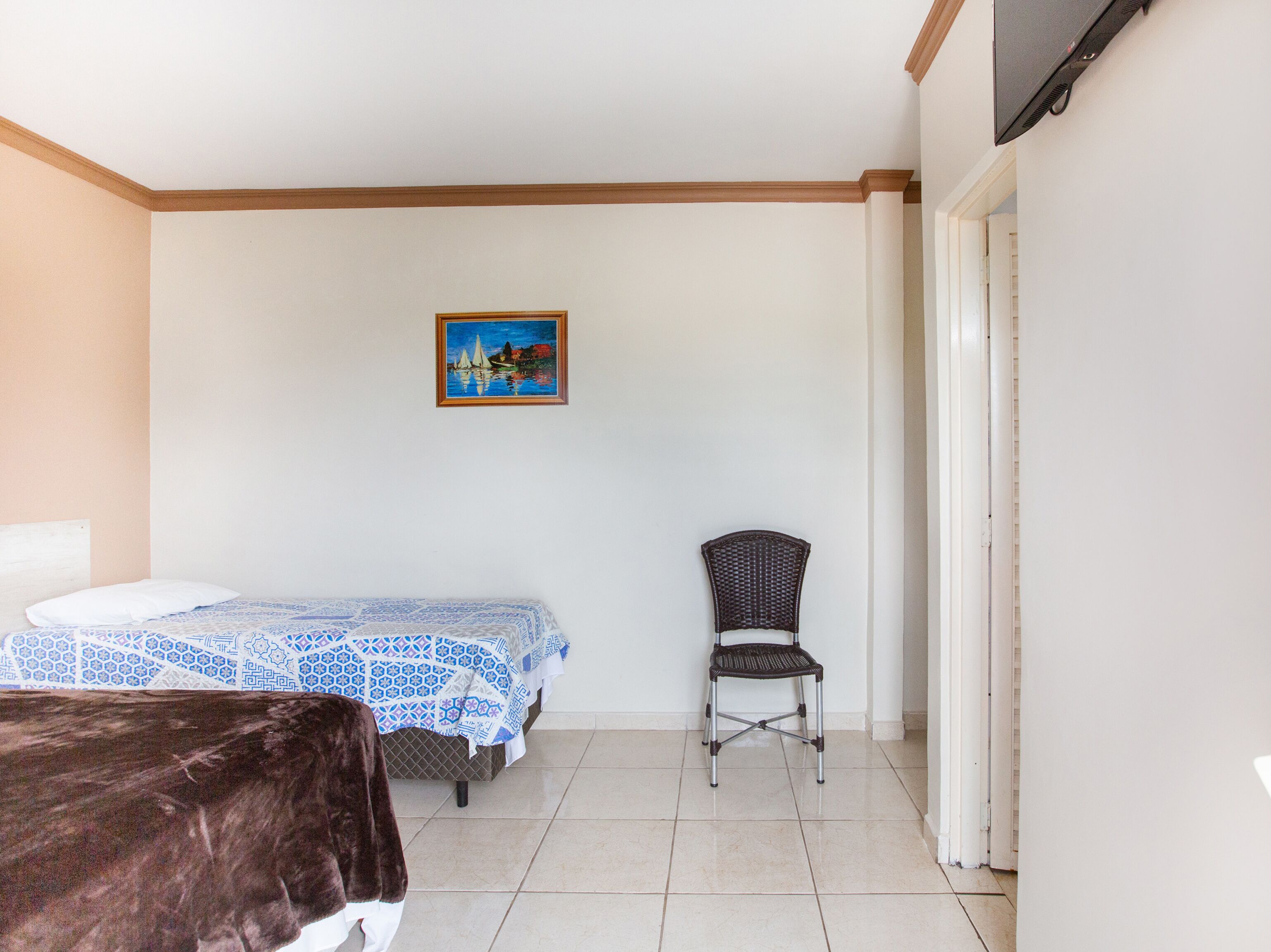 triple room, 3 single beds | minibar, desk, free wifi, bed sheets