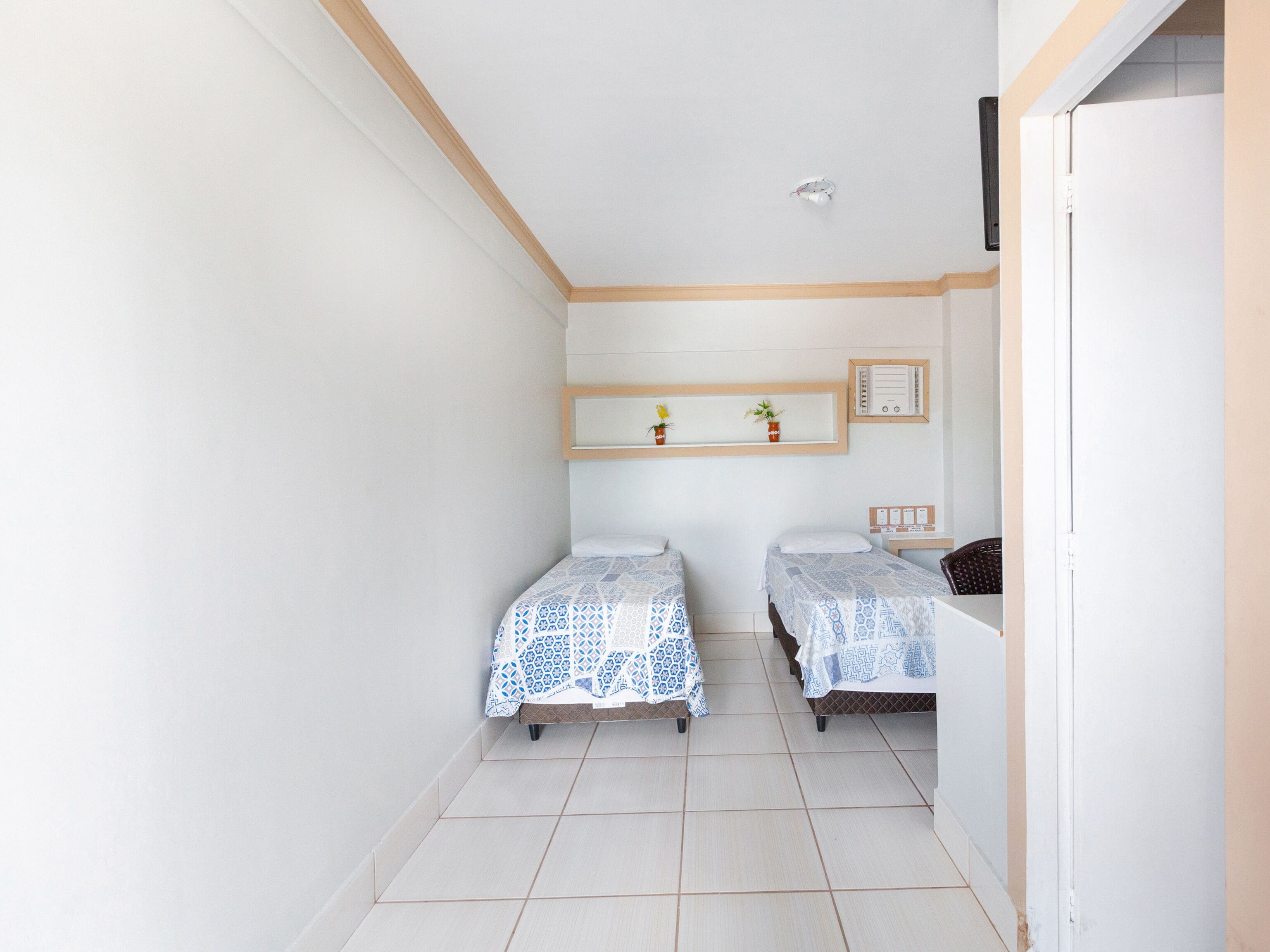 twin room | minibar, desk, free wifi, bed sheets