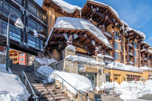 Exterior - Condo Overlooking Village w/ Pool & Spa 425 (Mammoth Lakes)