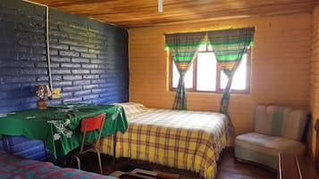 Kamar Double atau Twin, 5 kamar tidur, Bebas Asap Rokok, pemandangan gunung | Seprai antialergi, selimut bulu angsa, dan meja kerja