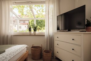 2 bedrooms, free WiFi, bed sheets