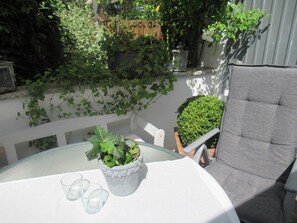 Terrace/patio - Vacation apartment CramerTwo rooms for 4 persons (Gerolzhofen)