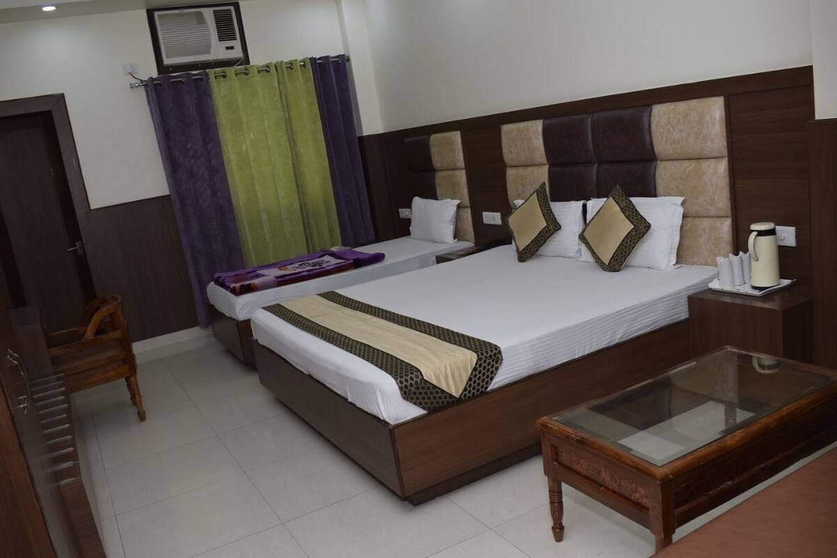 Individually furnished, soundproofing, free WiFi