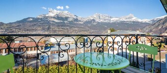 Joli grand appartement avec une vue magnifique
