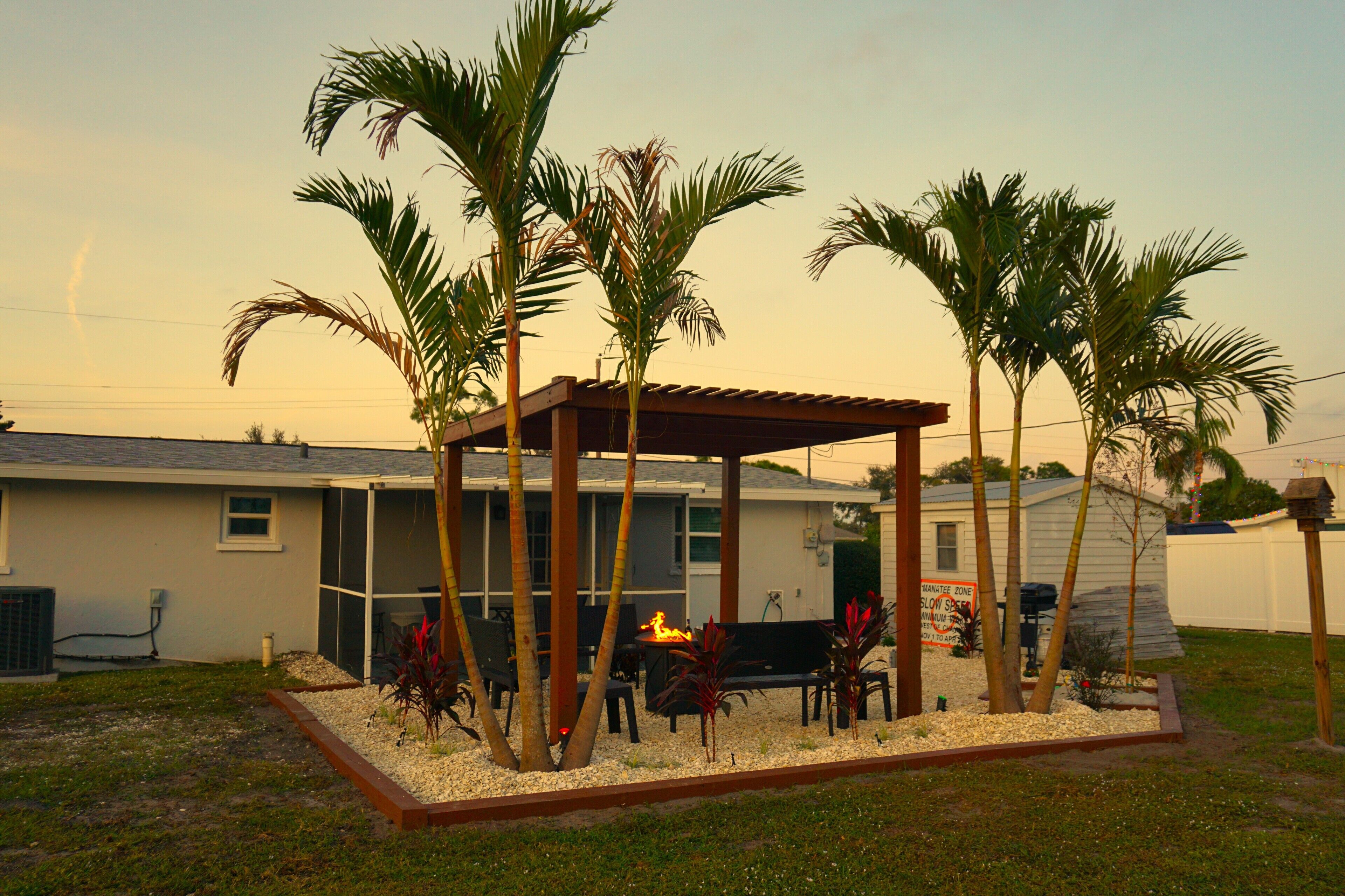 Close to Beaches!  3 Bedroom/2 Bath