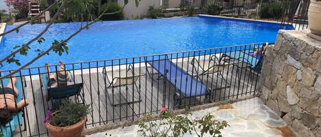 Piscina externa, piscina aquecida