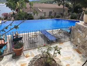 Piscina externa, piscina aquecida