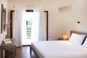 4 Schlafzimmer, Schreibtisch, Bügeleisen/Bügelbrett, kostenloses WLAN