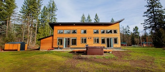 Modern Chalet Mt. Hood Village