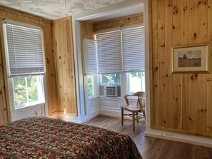 6 habitaciones, tabla de planchar con plancha y wifi gratis 