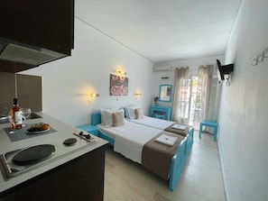 Estudio Deluxe, balcón | Caja fuerte, wifi gratis, ropa de cama