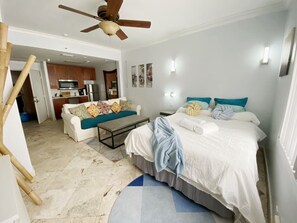 Iron/ironing board, travel crib, free WiFi, bed sheets - Right on the Beach Ocean Dr Secured Condo 206 (Miami Beach)