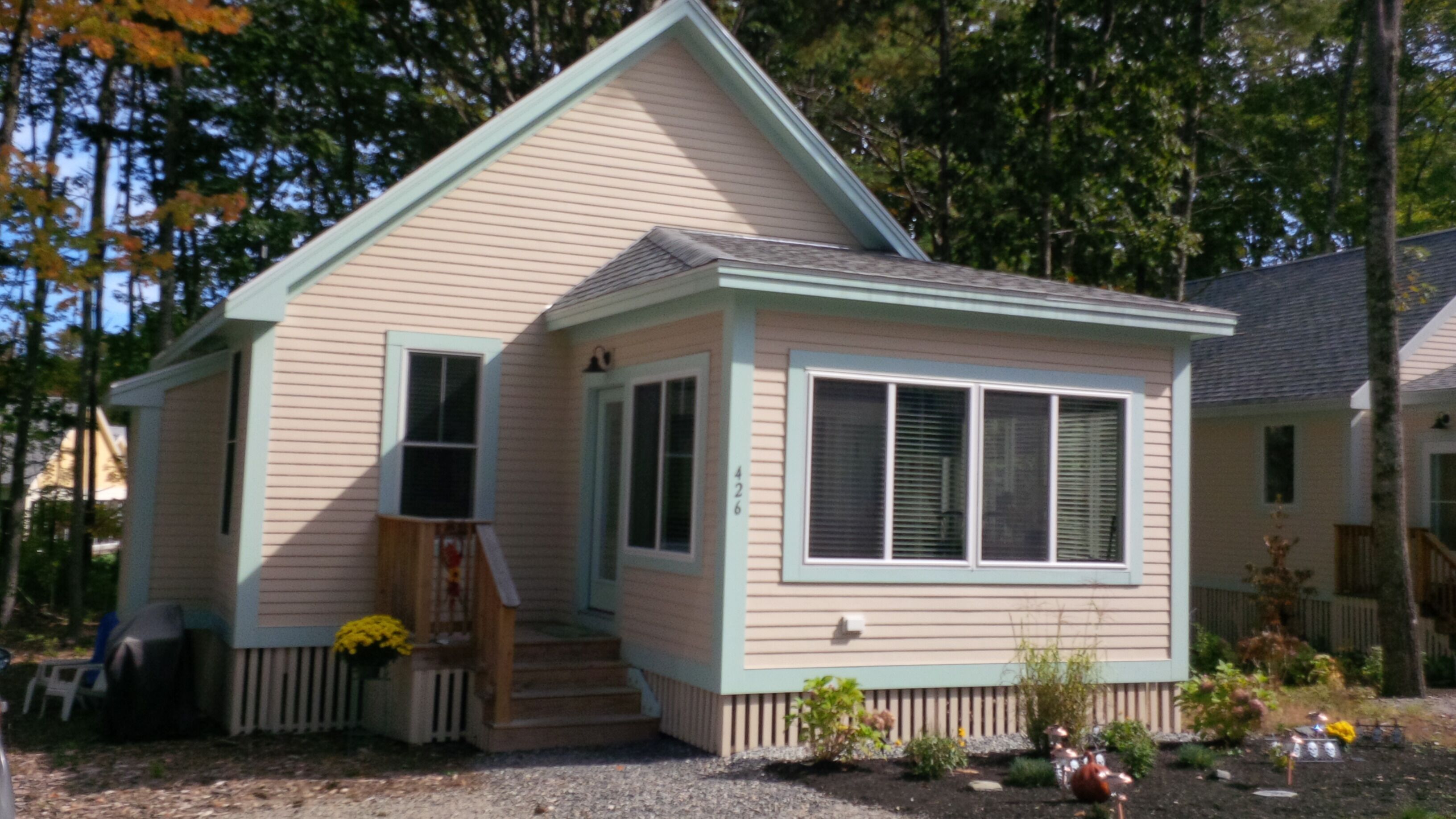 "Almost Beach Front" at Seaglass Village Cottages