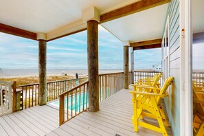 Property grounds - Three story beachfront home w/ private pool, porch, and boardwalk to gulf coast! (Gulf Shores)
