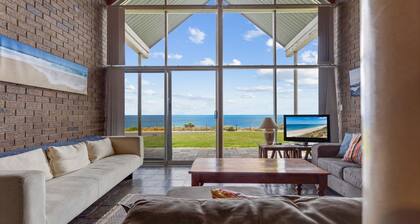 South Beach House - 11 Gold Coast Drive