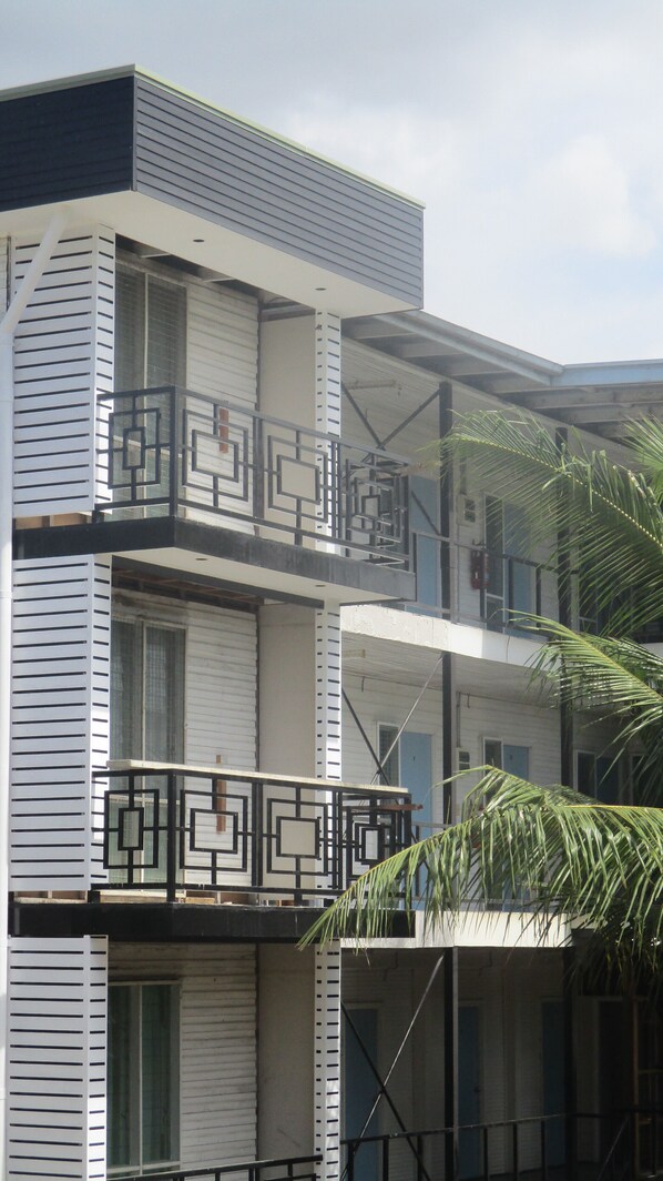 Front of property - Hohola Apartments (Port Moresby)
