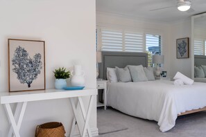 3 bedrooms, iron/ironing board, WiFi - The River Retreat, Waterfront @ Sussex Inlet (Sussex Inlet)