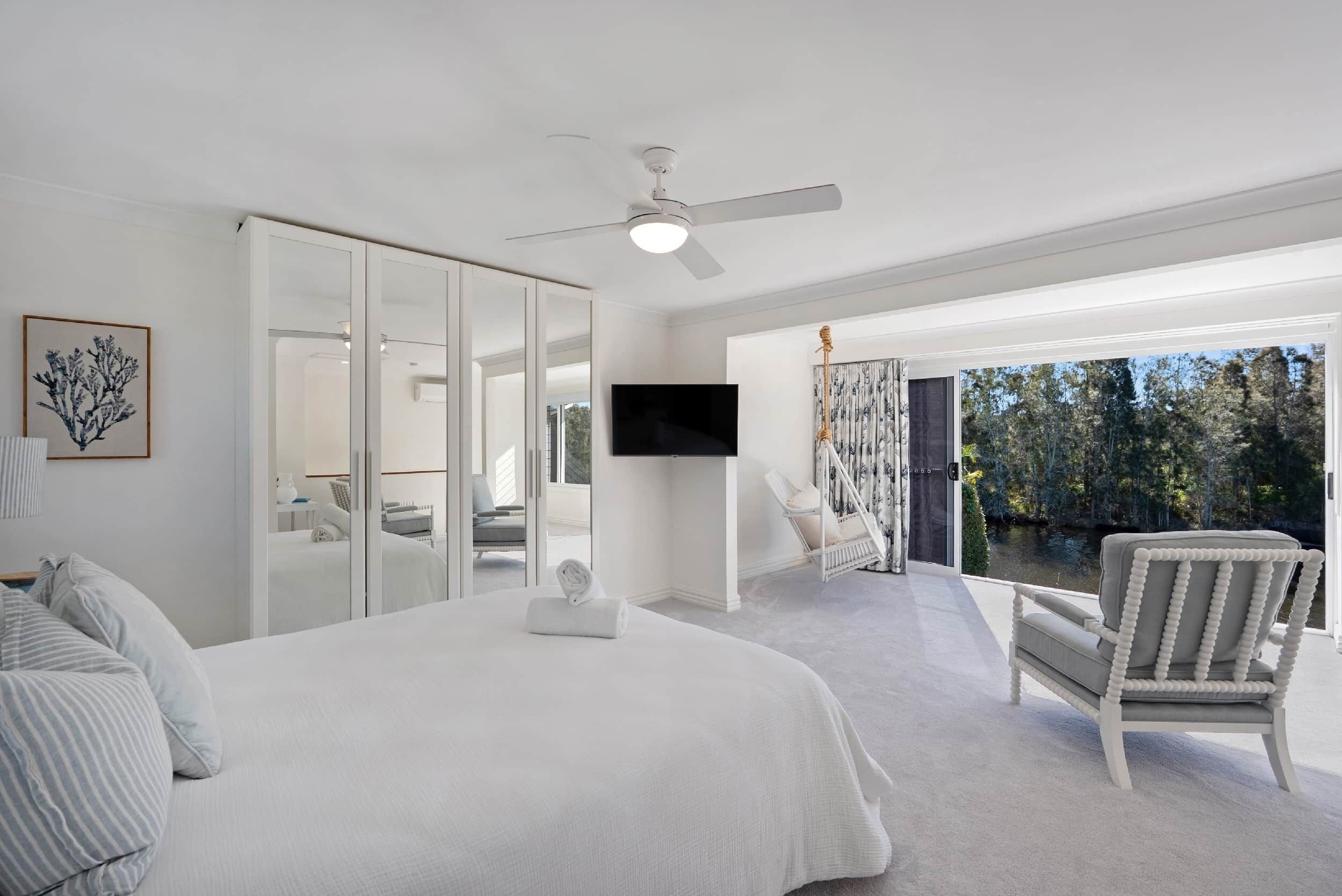 3 bedrooms, iron/ironing board, WiFi