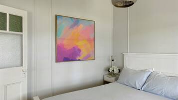 3 室のベッドルーム、アイロン / アイロン台、WiFi、ベッドシーツ