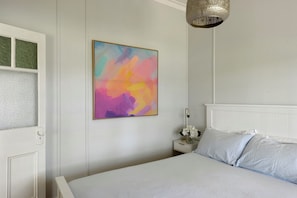 3 quartos, ferros/tábuas de passar roupa, Wi-Fi, roupa de cama