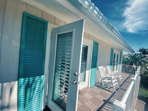 Exterior detail - COASTAL VIBES CANAL HOME (Naples)