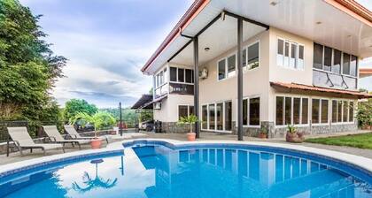 Hilltop Villa with Pool overlooking Jaco