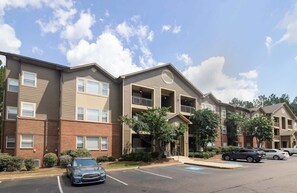 Exterior - Incredible Ground Floor Condo near Ole Miss (Oxford)