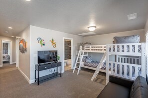 Townhome, Multiple Beds (Clifftop) | 4 bedrooms, individually decorated, individually furnished, free WiFi