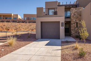 Townhome, Multiple Beds (Clifftop) | Exterior