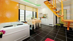 Premium Room (Bisari) | Living area - Ariddaun Pension (Gapyeong)