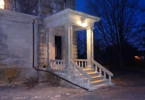 Historic Castle  1876 13 Mins to Wing Foot cc border of GREENWICH and New York