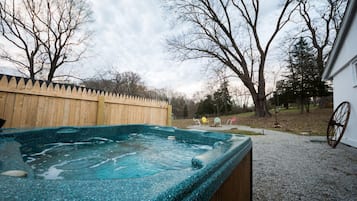 Outdoor spabad